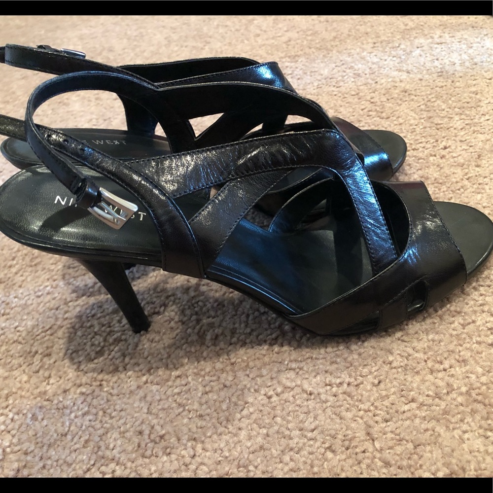Nine West NWOT Classic Black Sandals/Heels!